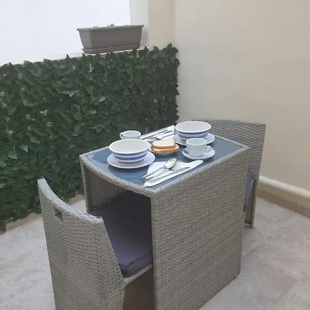 Modern In Bugibba Διαμέρισμα